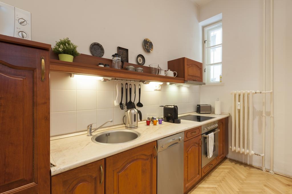 Liszt Ferenc Boutique Apartment بودابست المظهر الخارجي الصورة