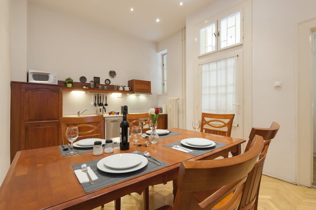 Liszt Ferenc Boutique Apartment بودابست المظهر الخارجي الصورة